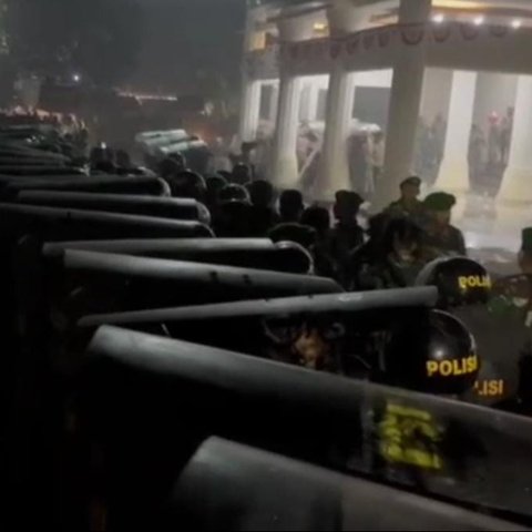 50 Orang Ditangkap Buntut Kericuhan Demo Tolak Kenaikan PBB-P2 di Bone