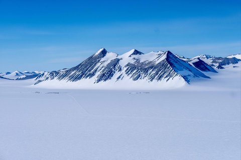 Pemandangan alam Antartika , Rabu (20/08/2025).