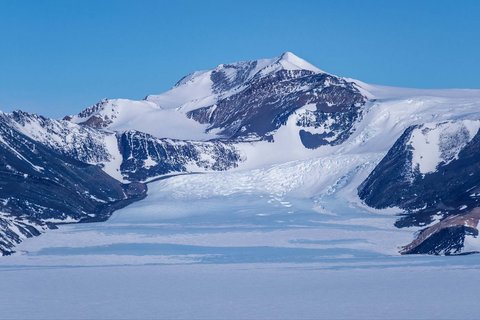 Pemandangan alam Antartika , Rabu (20/08/2025).