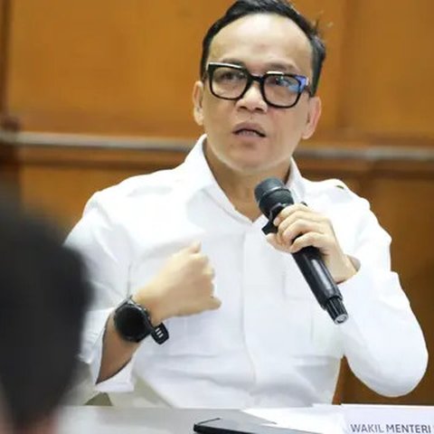 Wakil Menteri Ketenagakerjaan, Immanuel Ebenezer Gerungan saat Focus Group Discussion (FGD) bertajuk 'Strategi Peningkatan Kompetensi dan Produktivitas Sumber Daya Manusia (SDM) Pasca PHK di