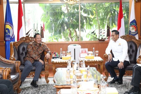 Mendagri Muhammad Tito Karnavian menerima Ketum Kadin Indonesia Anindya Novyan Bakrie
