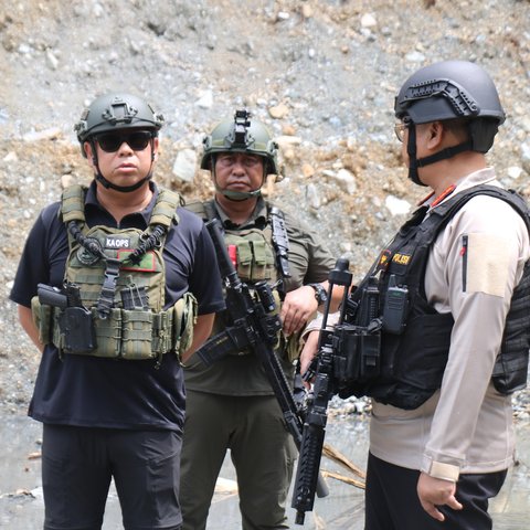 Satgas Cartenz Tangkap Pelaku Pembunuhan Dua Anggota Brimob di Nabire