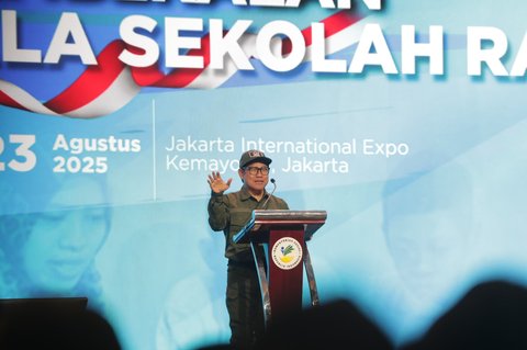 Menko PM Abdul Muhaimin Iskandar mengisi Pembekalan Guru dan Kepala Sekolah Rakyat