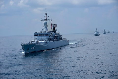 Latihan bersama Satuan Tugas ASEAN Multilateral Naval Exercise (AMNEX) 2025 di Selat Malaka, Malaysia (22/08/2025).