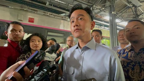 Anggota DPR Usul Ada Gerbong Merokok di Kereta Api, Gibran Sebut Lebih Baik buat Ibu Hamil, Balita & Lansia