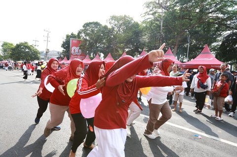 Bupati Ipuk Gelar Lomba-lomba Bareng Warga di CFD