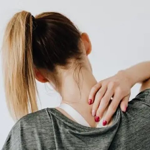 Kebiasaan-kebiasaan kecil berikut ternyata berpengaruh buruk terhadap postur tubuh/copyright pexels/Photo By: Kaboompics.com