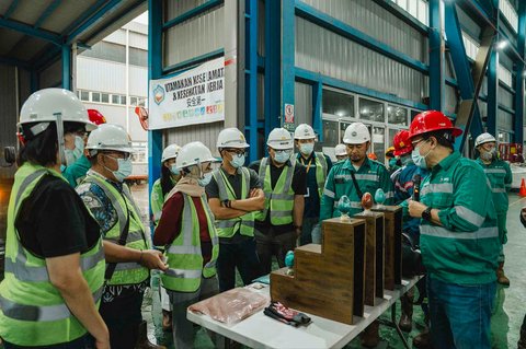 Kunjungan perwakilan media nasional ke pengolahan nikel Harita Nickel di Pulau Obi, Maluku Utara (22/08/2025).