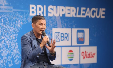 Direktur Utama I League, Ferry Paulus saat peluncuran BRI Super League 2025--2026 di  SCTV Tower, Jakarta, Minggu (03/08/2025).