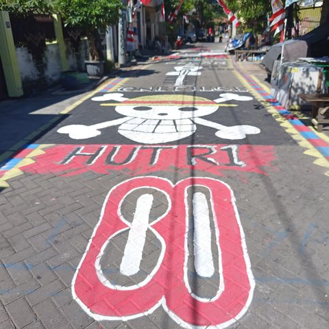 Pemkot Surabaya Tertibkan Mural dan Bendera One Piece Bergaya Bajak Laut 'Sudah Dihapus dari Lokasi'