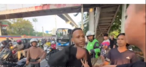 Pria ngaku anggota cekcok di Jalan Pemuda Jakarta Timur