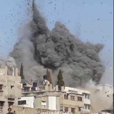Detik-Detik Pesawat Tempur Israel Membombardir Sekolah di Kamp Pengungsi Gaza, Gadis Kecil Lari Kencang Selamatkan Diri