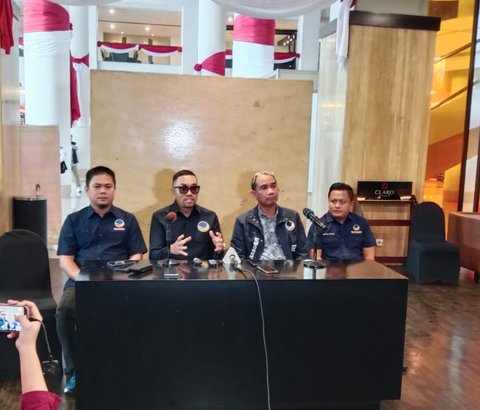 Bupati Kolaka Timur Abdul Azis Muncul Usai Disebut Pimpinan KPK Terjaring OTT