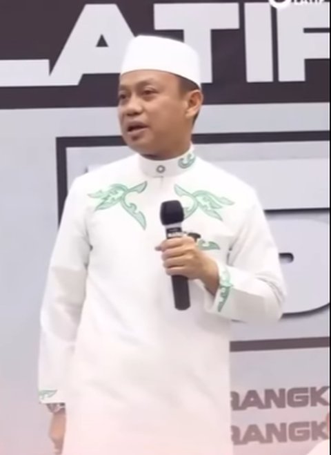 Ustaz Dasad Latif