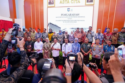 Mendagri Muhammad Tito Karnavian saat memberikan arahan kepada Pemerintah Provinsi (Pemprov) dan pemerintah kabupaten/kota se-Sulawesi Selatan