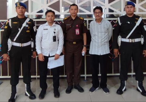 Eks Kadisdik Jatim Jadi Tersangka Korupsi Pengadaan Barang & Jasa di SMK