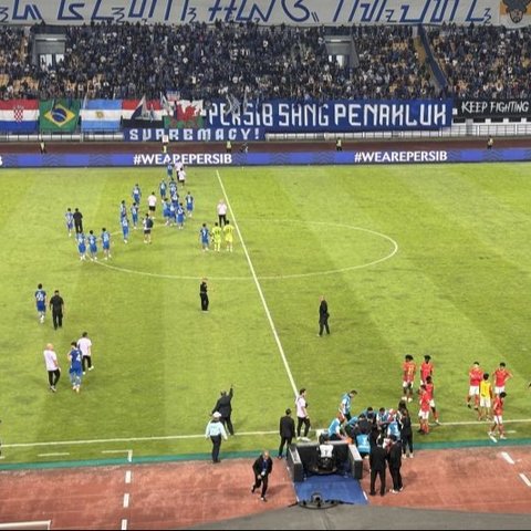 Persib Bandung berhasil mengamankan tiket Persib Lolos ACL II setelah menundukkan Manila Digger FC 2-1 dalam laga sengit di GBLA, membuka asa di kompetisi Asia.