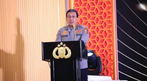 Irwasum Polri Komjen Ahmad Dofiri  dalam sambutan di sarasehan peringatan Hari Jadi ke-76 Polisi Wanita Republik Indonesia. (Foto: Istimewa).