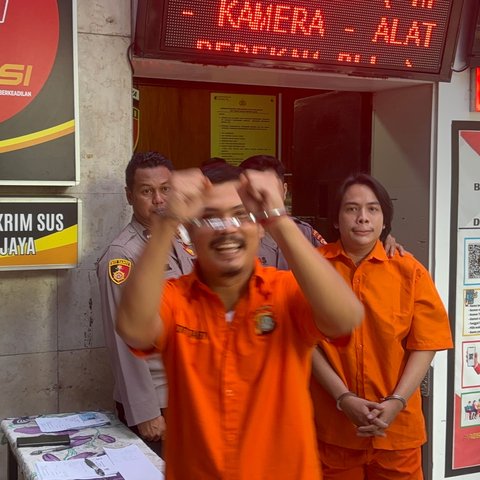 Desakan pembebasan aktivis Delpedro Marheins Cs