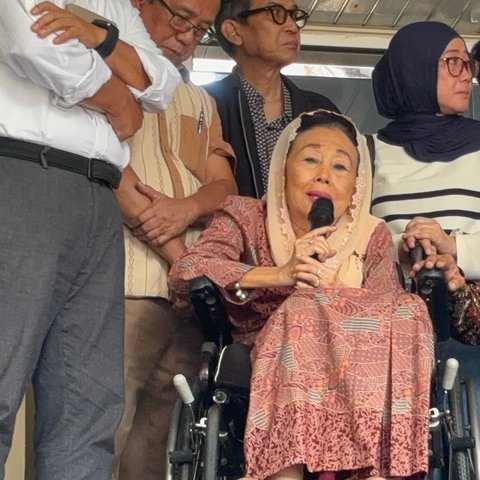 Desakan pembebasan aktivis Delpedro Marheins Cs