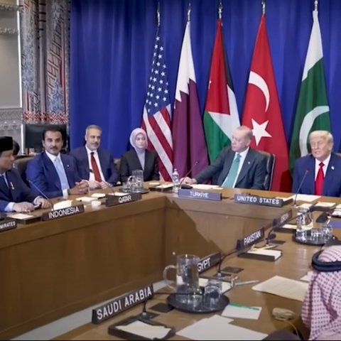 Trump gelar pertemuan dengan negara timur tengah