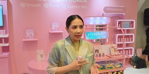 Nagita Slavina di booth Wondermis.