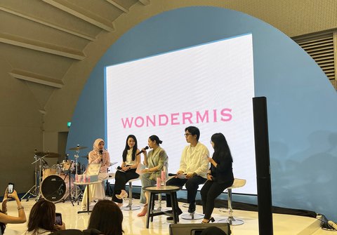 Mini talkshow bersama Nagita Slavina.