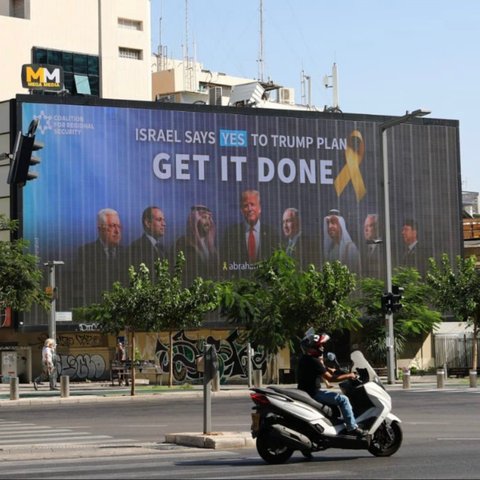 foto prabowo di tel aviv