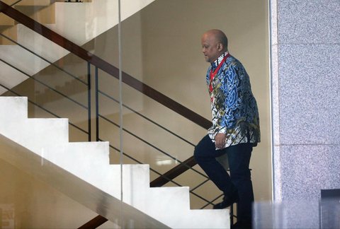 Putra Presiden ke-3 RI, BJ Habibie, Ilham Akbar Habibie saat  tiba di gedung Merah Putih Komisi Pemberantasan Korupsi (KPK), Jakarta, Rabu (3/9/2025).