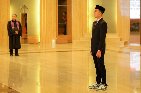 Pemain FC Utrecht Miliano Jonathans saat pengambilan sumpah kewarganegaraan di Kementerian Hukum dan HAM, Jakarta, Rabu (03/09/2025).