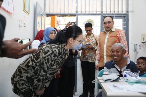 Wali Kota Semarang Agustina Wilujeng di Acara Studi Pra-Pilot Layanan Satu Atap (One Stop Service/OSS) Tuberkulosis di Puskesmas Bangetayu, Kecamatan Genuk