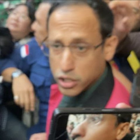 Pakai Rompi Tahanan Kejagung, Nadiem Makarim Titip Pesan ini untuk Keluarga