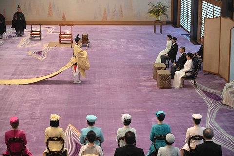 Pangeran Hisahito saat upacara kedewasaannya, Kakan-no-Gi, di Istana Kekaisaran di Tokyo, Jepang, Sabtu (06/09/2025).