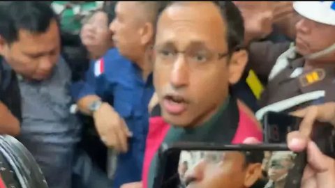 Nadiem Makarim Kenakan Rompi Tahanan (Foto: Habibie/Liputan6.com)