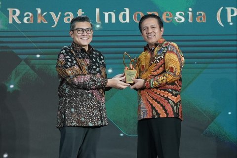 BRI Peroleh Anugerah Ekonomi Hijau atas Pemberdayaan UMKM