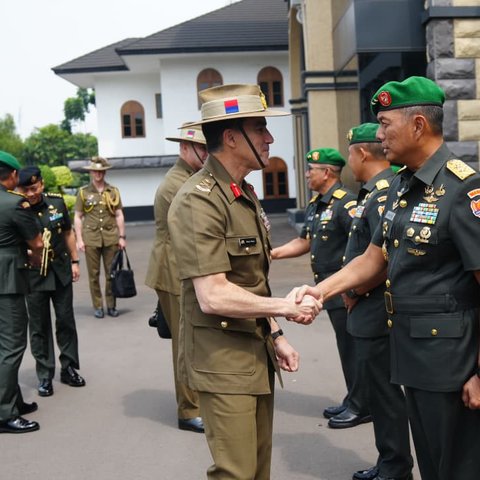 Kasad TNI Jenderal Maruli Simanjuntak Bertemu Kasad Australia