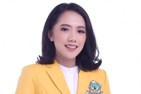 Politisi Golkar Puteri Komarudin