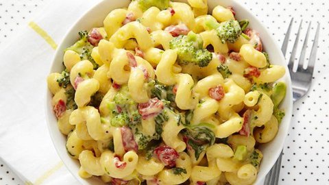 Ilustrasi penyimpanan sayuran di kulkas (copyright Freepik)