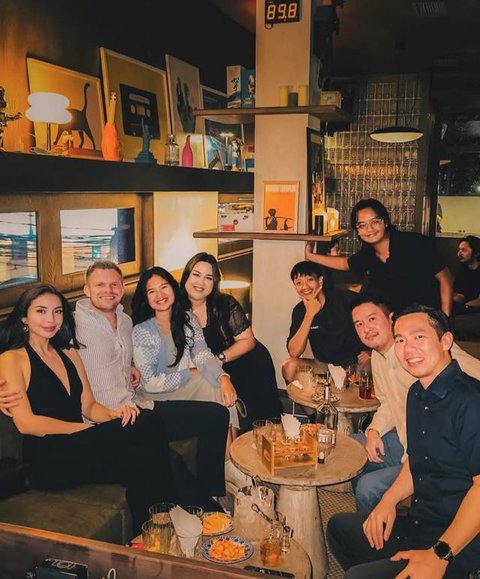 Potret Manohara dan Kristian Hansen (Foto: IG/thekristianhansen)