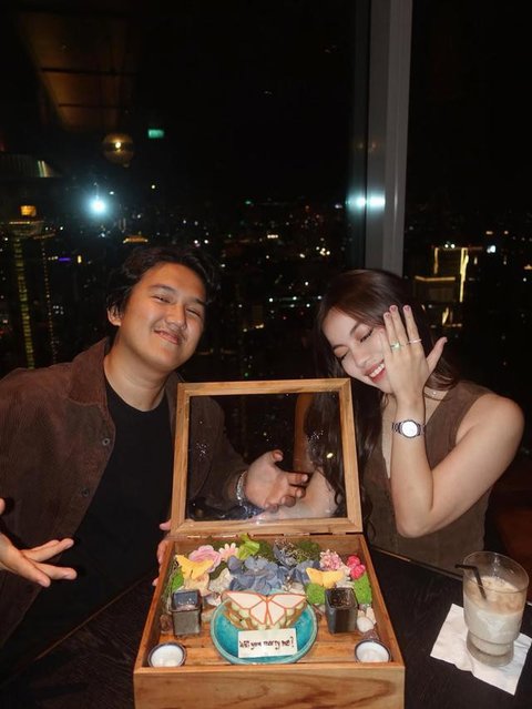 Masih Ingat Difa Mantan Artis Cilik? Kini Resmi Melamar Kekasih