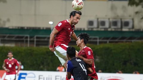 Meski sempat menambah gol pada menit ke-54 lewat Ramai Rumakiek, penampilan Ezra Walian dan kawan-kawan kembali mengendur. (Dok. PSSI)