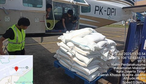 Awan tebal menjelang hujan lebat disertai angin kencang atau cuaca ekstrem. (Foto: Liputan6.com/Muhamad Ridlo)