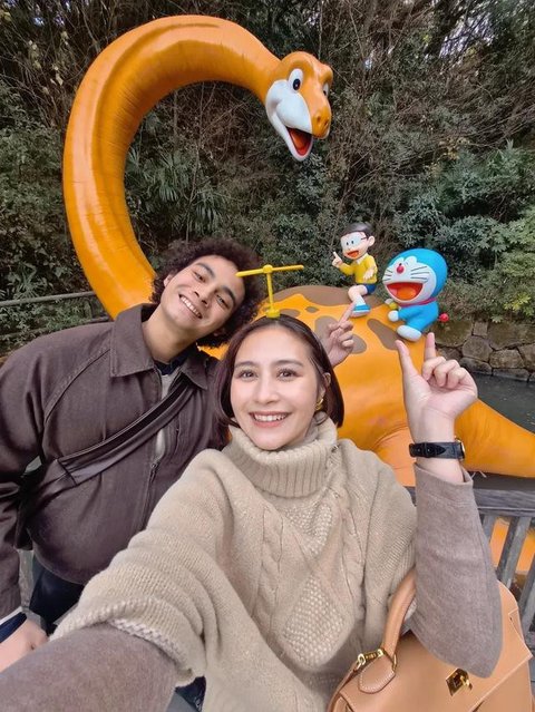 Prilly Latuconsina kunjungi Museum Fujiko F Fujio, Jepang. [IG: @prillylatuconsina96]