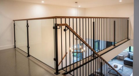 Desain Rumah Mini Modern dengan Mezzanine/AI