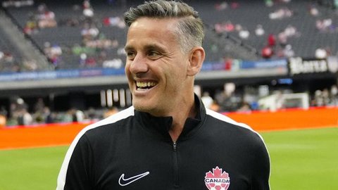 John Herdman saat menukangi Timnas Kanada.