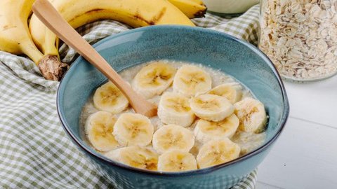 Siapa sangka, pisang matang dengan bintik cokelat atau hitam ternyata memiliki banyak manfaat. Apa saja?