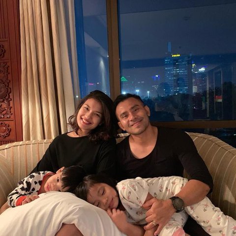 Annisa Pohan Setia Dampingi Agus Yudhoyono saat Hamil Besar/ Instagram @annisayudhoyono