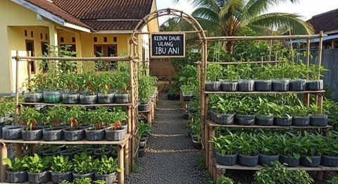 Cara Membuat Pot Tanaman dari Thinwall Bekas/ AI