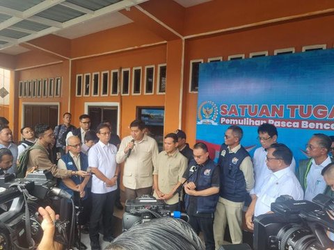 Menteri Perumahan dan Kawasan Permukiman (PKP) Maruarar Sirait menghadiri Rapat Koordinasi Tingkat Menteri terkait Tindak Lanjut Arahan Presiden RI dalam percepatan penanganan bencana. (Dok K