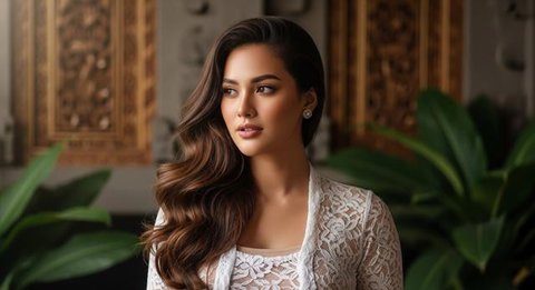 Model Rambut Panjang Curly Bawah yang Natural (Foto: Gemini AI)